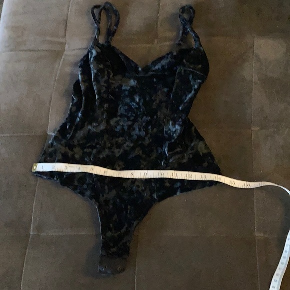Victoria’s Secret Black Velvet Bodysuit - Picture 5 of 5